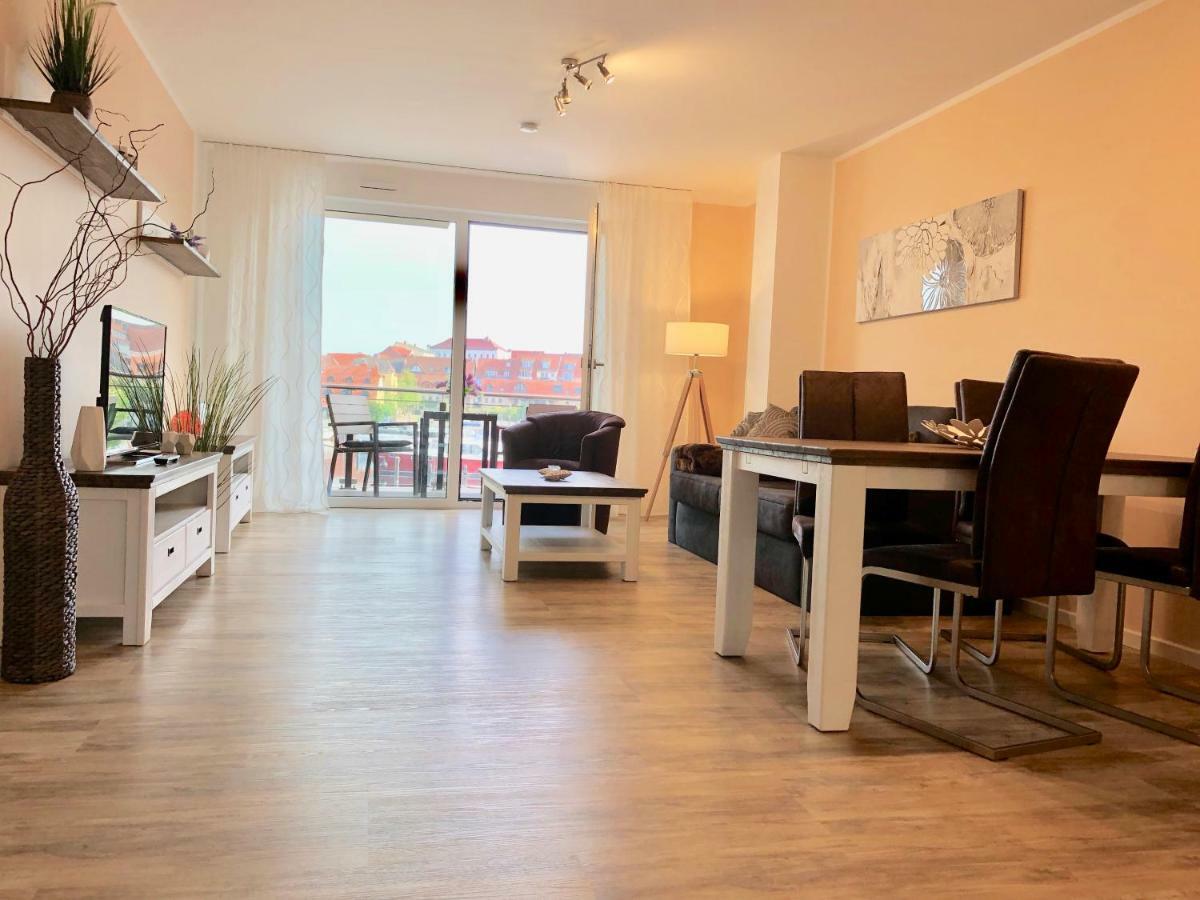 Mueritz-Brise Apartment Waren  Ngoại thất bức ảnh
